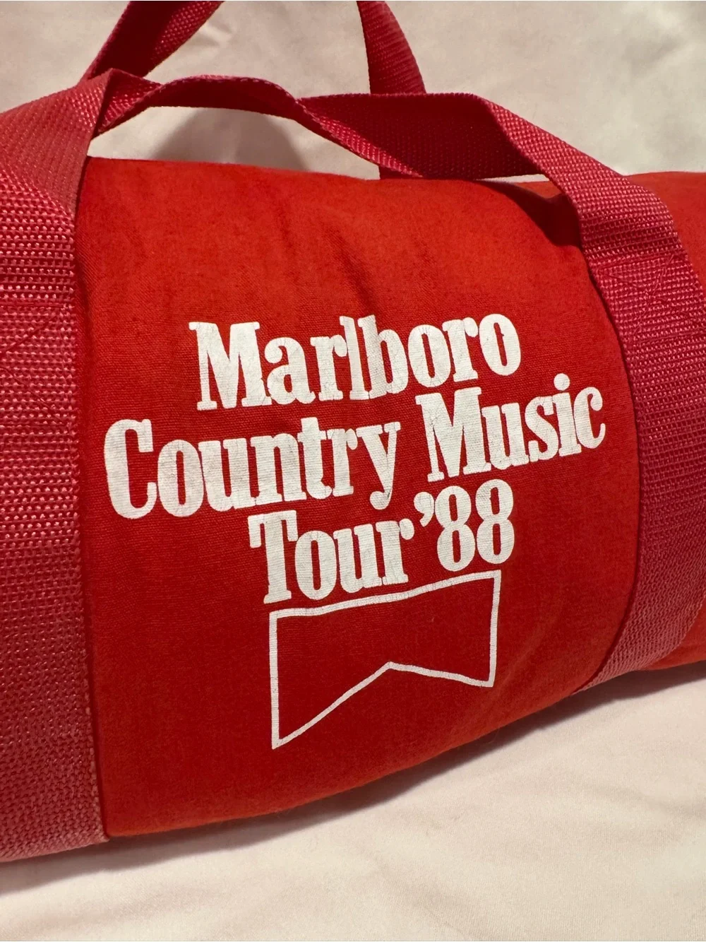Vintage VTG Marlboro Country Music Tour ‘88 1988 Red Duffel Bag Travel Carry On